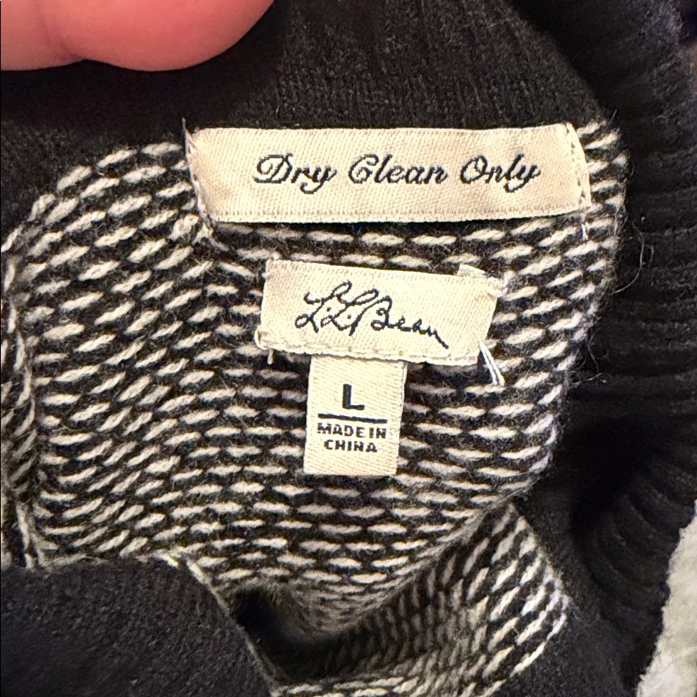 L.L. Bean 100% Cashmere Fair Isle turtleneck sweater size Large - Picture 6 of 6
